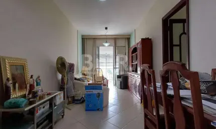 Apartamento de 2 quarto com dependência revertida para 3 quartos, vaga de garagem na escritura e infra completa no Riachuelo!!!!