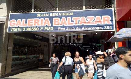 Ponto comercial para alugar na Avenida Governador Leonel de Moura Brizola, 1643, Centro, Duque de Caxias