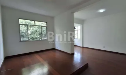 Vendo excelente apartamento com 2 quartos, suite, reformado, em laranjeiras, rio de janeiro - rj