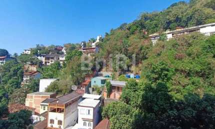 AMPLO APARTAMENTO LARANJEIRAS, ORIGINAL 3 QUARTOS, ATUALMENTE COM 2 SUITES, 2 VAGAS, SEM VISTA COMUNIDADE