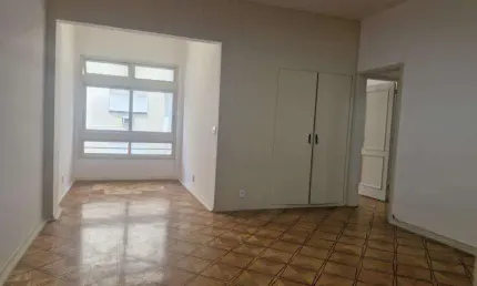 Apartamento Anita Garibaldi - 3 Quartos, Portaria 24h, Completo e Bem Localizado