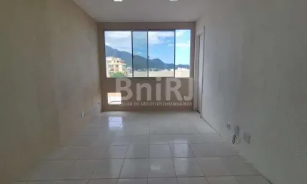 Sala comercial para alugar na Estrada de Jacarepaguá, Freguesia (Jacarepaguá), Rio de Janeiro