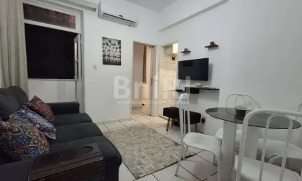 Alugo - locação  fixa ou temporada (r$5.000/mês) no posto 5 com vaga,  varandinha apartamento de sala e quarto, copacabana-rio de janeiro rj