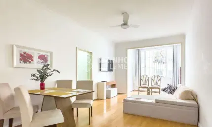 Silencioso e Iluminado no Leme, 101m² de Charme e Conforto