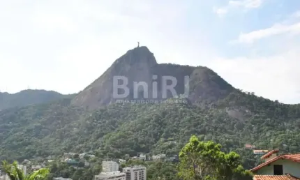 Casa com 2 quartos à venda na Rua Casuarina, Humaitá, Rio de Janeiro