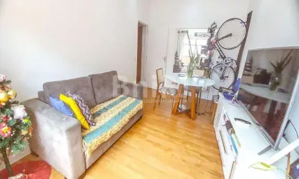 Apartamento reformado no coração do jardim botânico