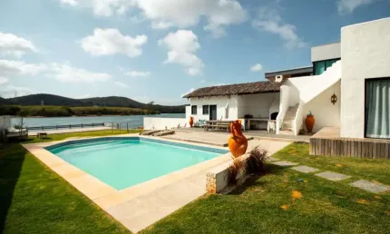 Casa em Condomínio para Venda em Cabo Frio, Portinho, 3 dormitórios, 3 suítes, 4 banheiros, 3 vagas