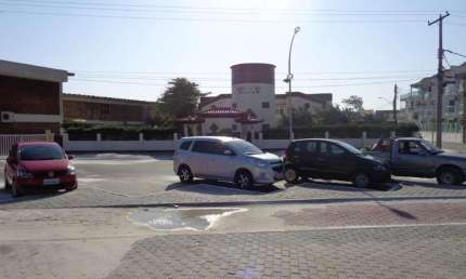 Casa em Condomínio para Venda em Arraial do Cabo, Praia dos Anjos, 3 dormitórios, 2 banheiros, 1 vaga