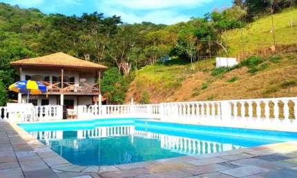Seu Refúgio no Interior! Chácara à Venda em Bom Jesus dos Perdões – SP