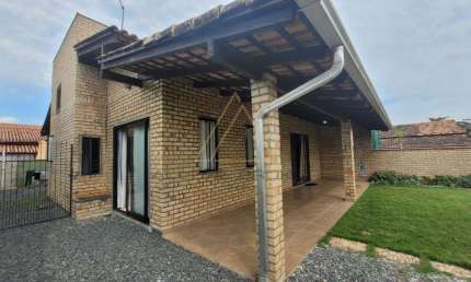 Casa com 2 quartos à venda no Centro, Penha 