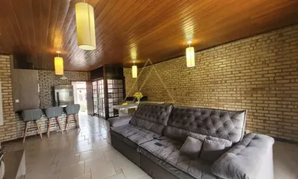 Casa com 2 quartos à venda no Centro, Penha 