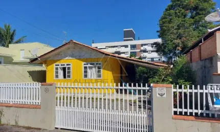 Terreno à venda no Centro, Balneário Piçarras 