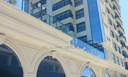 Vende-se cobertura duplex alto padrão, 4 suites com piscina privativa, banheira hidromassagem, a 60 metros do mar, vista definitiva do mar, itacolomi