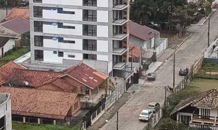 Apartamento a venda no bairro Itacolomi em Balneário Piçarras-SC