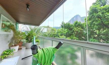 Apartamento à venda, 3 quartos, 1 suíte, 1 vaga, Lagoa - Rio de Janeiro/RJ