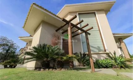 Imperdível oportunidade: Casa à venda em Porto Alegre-RS, Teresópolis, 3 quartos, 3 suítes, 2 salas, 6 banheiros, 7 vagas, 297m².