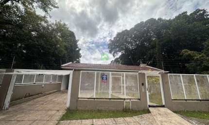 Imperdível casa em condomínio na Vila Nova, Porto Alegre-RS: 4 quartos, 1 suíte, 3 salas, 3 banheiros, 4 vagas de garagem, 211m².