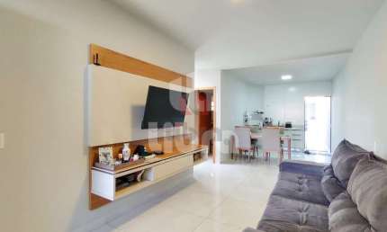 Casa com 2 quartos à venda na Rua Doutor Nerico da Silva, 124, Parque das Grevíleas, Maringá