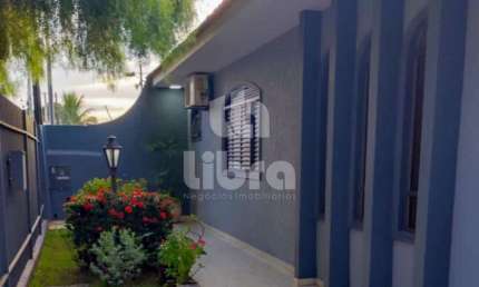 Casa com 3 quartos à venda na Rua Basilio Zanusso, 214, Jardim Santa Luzia, Paiçandu