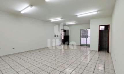 Sala comercial com 2 salas para alugar na Avenida Kakogawa, 906, Parque Residencial Cidade Nova, Maringá