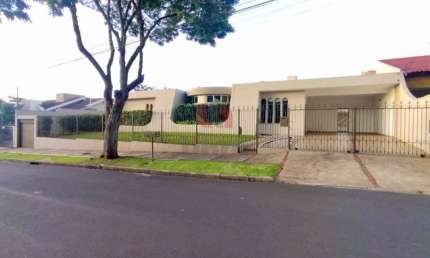 Casa com 6 quartos à venda na Rua Carlos Chagas, 1322, Zona 05, Maringá