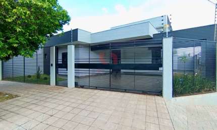 Casa com 3 quartos à venda na Rua Arthur Fregadolli, Jardim Dias I, Maringá