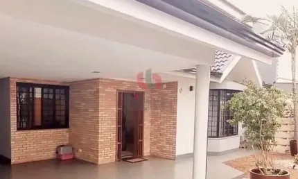 Casa com 4 quartos à venda na Rua Rubelita, Jardim Santa Helena, Maringá