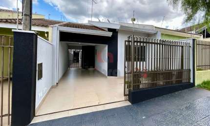 Casa com 3 quartos à venda na Rua Pioneiro José Alves Filho, 538, Jardim Pinheiros II, Maringá