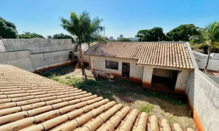Casa com 3 quartos à venda na Rua Carlos Chagas, 103, Zona 05, Maringá
