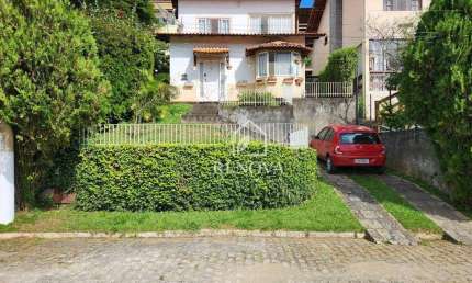 Casa com 4 dormitórios à venda, 100 m² por R$ 595.000,00 - Albuquerque - Teresópolis/RJ