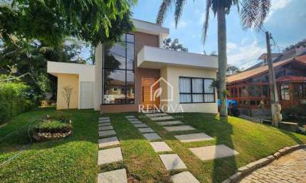 Casa com 3 suítes à venda, 121 m² por R$ 800.000 - Vargem Grande - Teresópolis/RJ