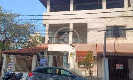 Locação Comercial Casa de esquina com 3 pavimentos, na melhor localização do Centro de Vila Velha. codigo: 87408