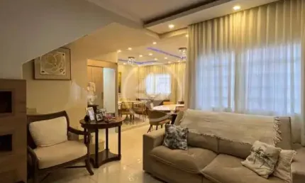 Duplex no condomínio nova inglaterra – 105m² – 2 suítes + escritório (reversível p/ 3 quartos) – tiradentes – r$ 450 mil codigo: 84990
