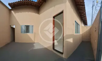 Casa 2 quartos sendo uma suíte a venda próximo a julio de castilho. codigo: 108892