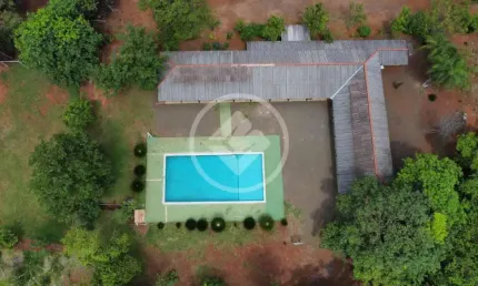 Linda chácara / pousada rural, saída para rochedo, a 40 km de campo grande-ms, apenas 8 km de estrada de chão codigo: 88238
