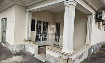 Casarão de 3 quartos à venda no Fonseca, Niterói-RJ