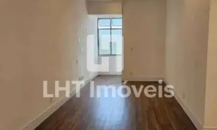 Lindo e reformado apartamento com 2 quartos na Praia João Caetano, Ingá, Niterói-RJ