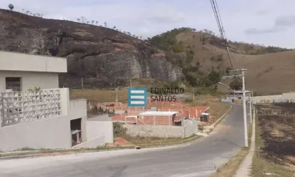 Terreno de 300 m² por R$ 150.000 - Jardim dos Alfineiros - Juiz de Fora/MG