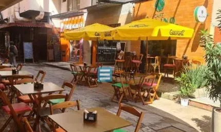 Salão ao lado do cine teatro central - 250 m² - oportunidade!!!