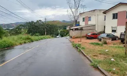 Resid. Miguel Marinho. Apto de 2 quartos R$ 100.000,00