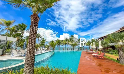 Apartamento térreo à Venda em Itacimirim Frente Mar Alto Padrão 4 Suítes