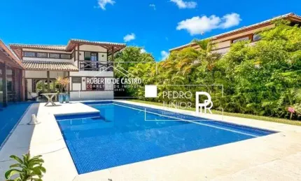 Casa à Venda em Praia do Forte Alto Padrão 5 Suítes