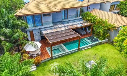 Casa à Venda 6 Suítes Praia do Forte Condomínio Praia Bella Alto Padrão