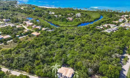 Lote à venda no condomínio enseada do castelo em praia do forte 700m2