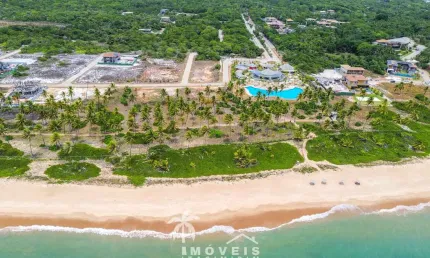 Lote à Venda 700m2 no Condomínio Praia do Castelo com Acesso à Praia em Praia do Forte