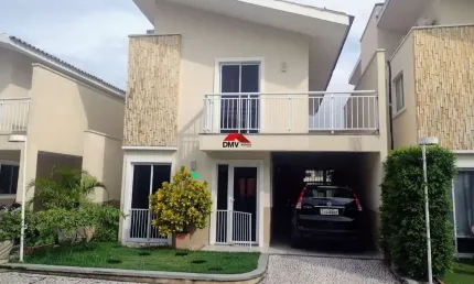 Casa em condomínio fechado com 2 quartos à venda na Rua Diamante, 100, Mondubim, Fortaleza por R$ 650.000
