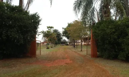 Chácara / sítio com 4 quartos à venda na Rua José Linares Neto, Mombuca, Guatapará