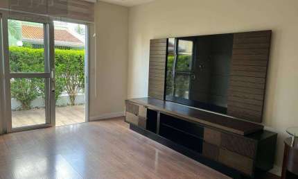 Sobrado Condomínio Fechado com 3 dorms, 01 suíte, churrasqueira, 02 vagas,160 m² por R$ 790.000 - Vila Oliveira - Mogi das Cruzes/SP