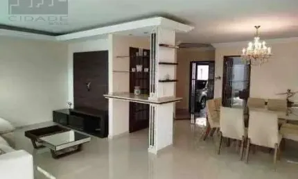 Sobrado com lindo espaço gourmet e piscina - Vila Oliveira - Mogi das Cruzes/SP