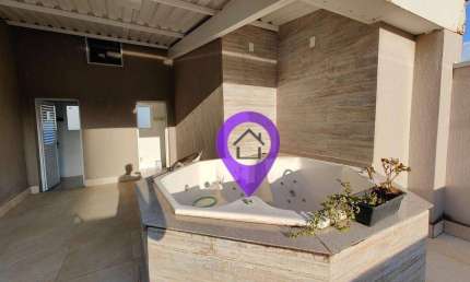 Apartamento de 108m² no Edifício Sarkis, Pouso Alegre. 3 dormitórios, sendo 1 suíte com closet, área gourmet com hidromassagem e 2 vagas.